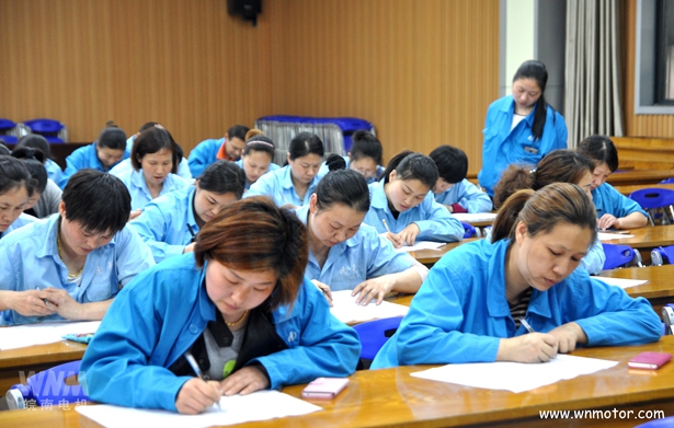 三相異步電動機(jī)廠家 三相異步電動機(jī)廠家